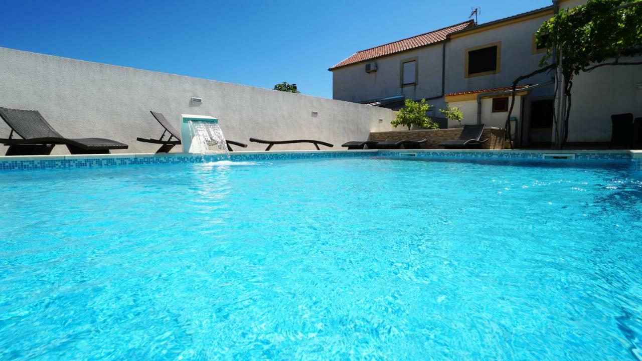 Roberta Apartment Kozino